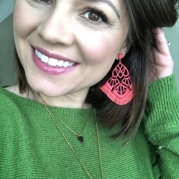 :: Stella & Dot Alexandria Statement Earrings - Picture 12 of 14
